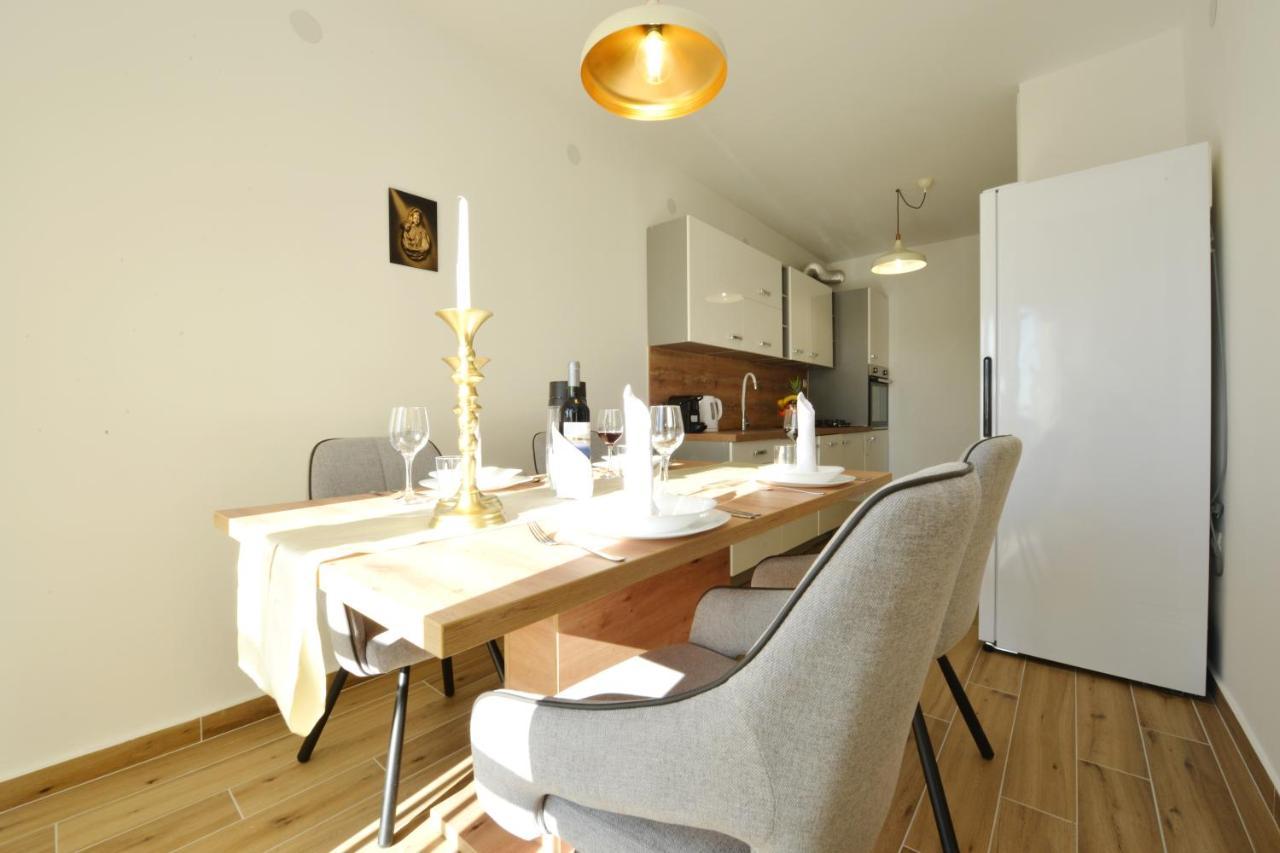 Apartman Lola ซาดาร์ ภายนอก รูปภาพ