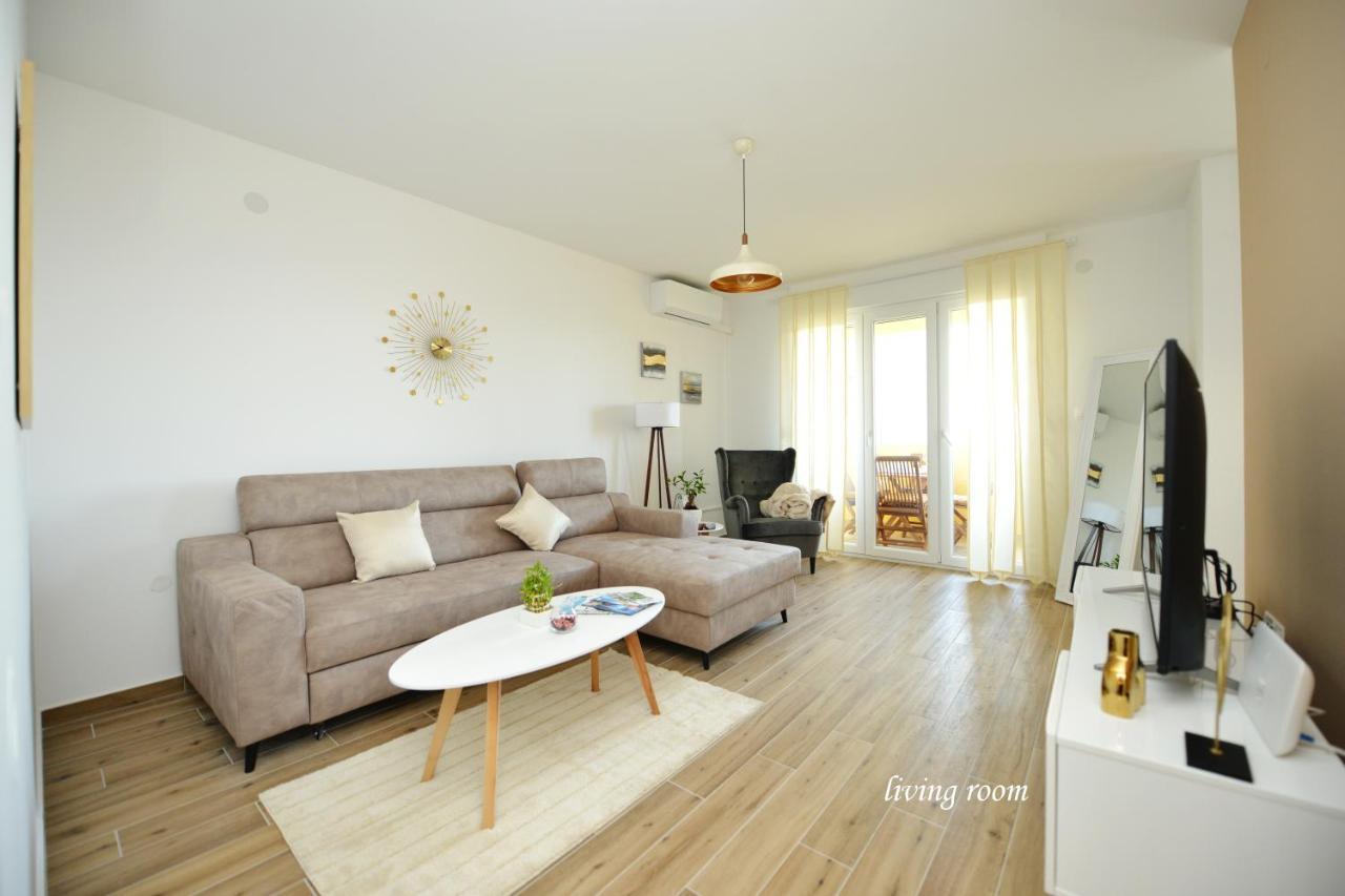 Apartman Lola ซาดาร์ ภายนอก รูปภาพ